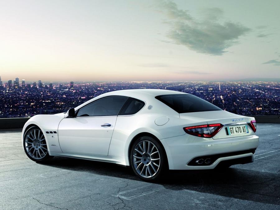  Maserati GranTurismo S Automatic 2009 года  (фото 6 из 86)